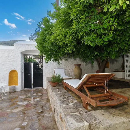 Livin Hydra Garden Hydra (Saronic Islands)